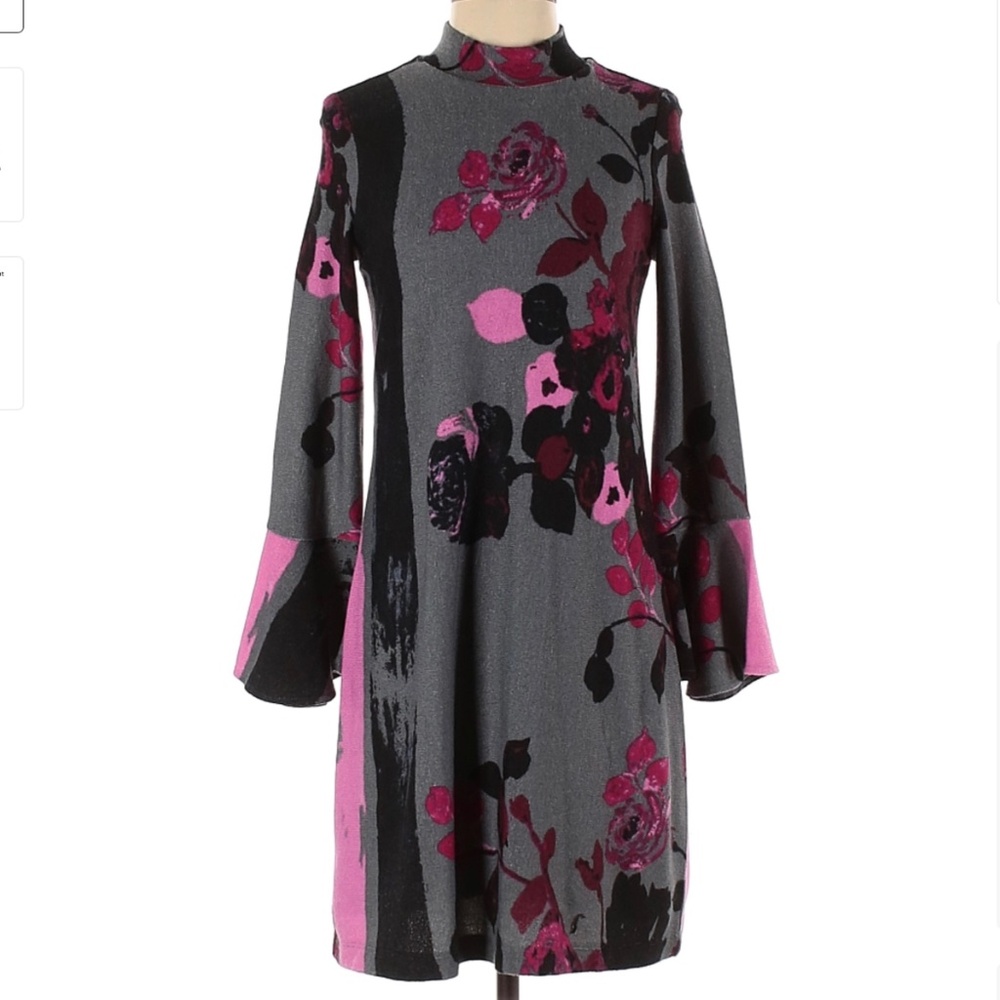 Like-New Floral Sweater Dress